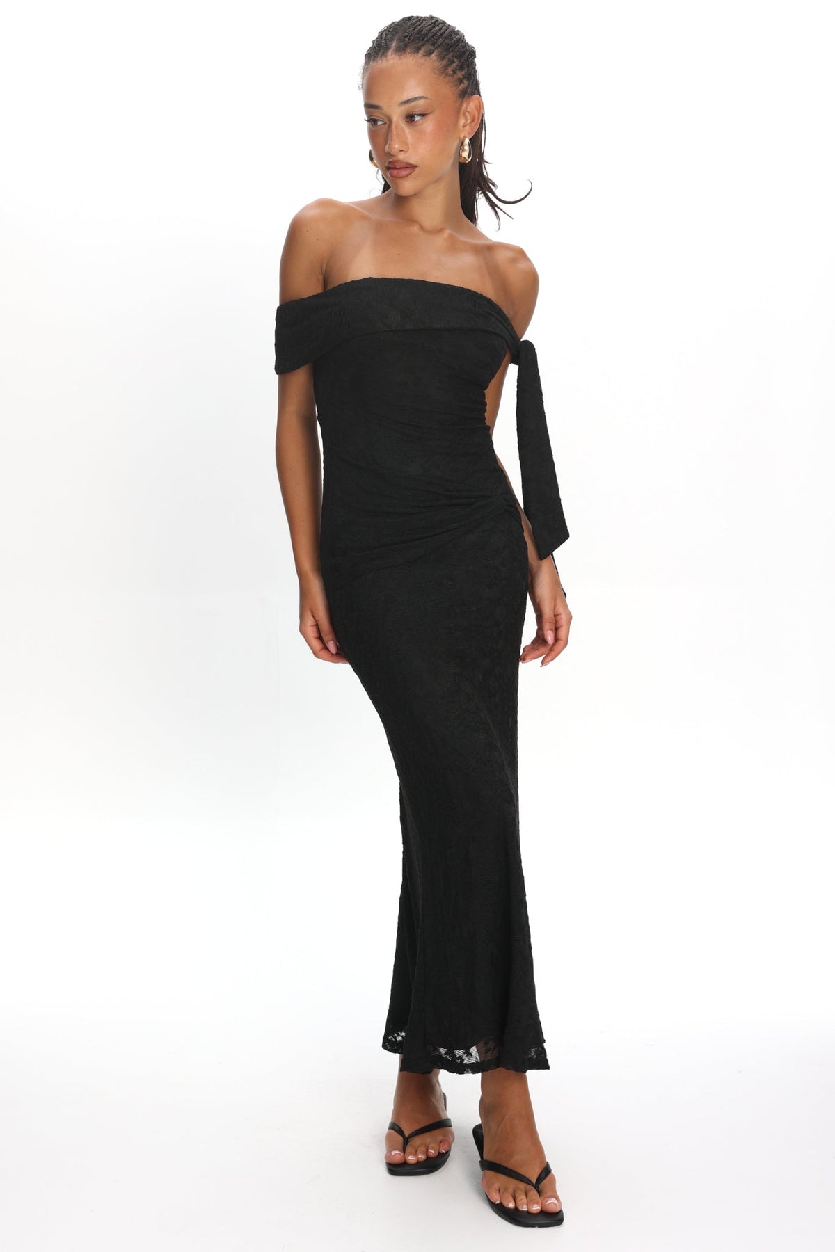 Aurora Sky Off-Shoulder Tie Maxi Dress Lace Black